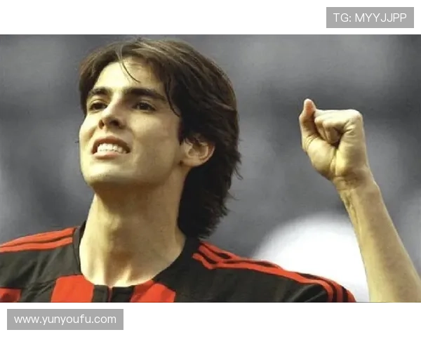 卡卡足球明星近照曝光展现风采与魅力的全新形象